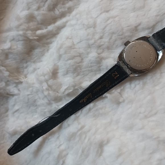 Roleit quartz Watch vintage black leather band gold tone stainless steel 17rubis - Picture 8 of 9